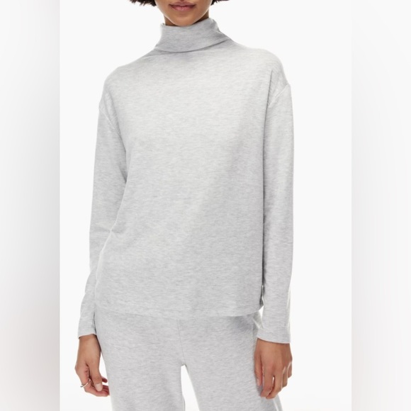Aritzia Sweaters - ARITZIA wilfred free lounge mockneck long sleeve light grey size medium